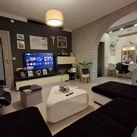 Apartment L&L Σίμπενικ Εξωτερικό φωτογραφία