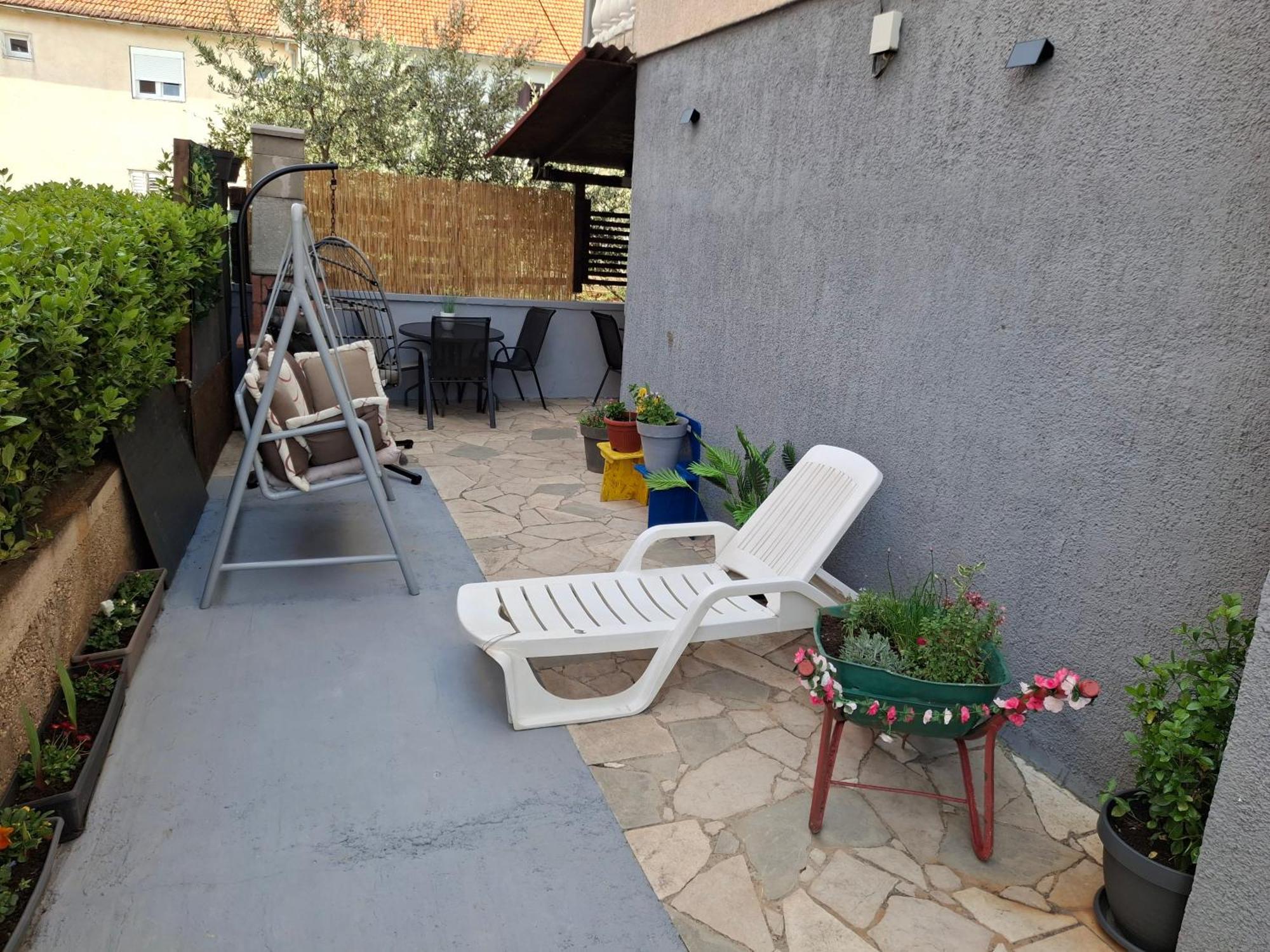 Apartment L&L Σίμπενικ Εξωτερικό φωτογραφία