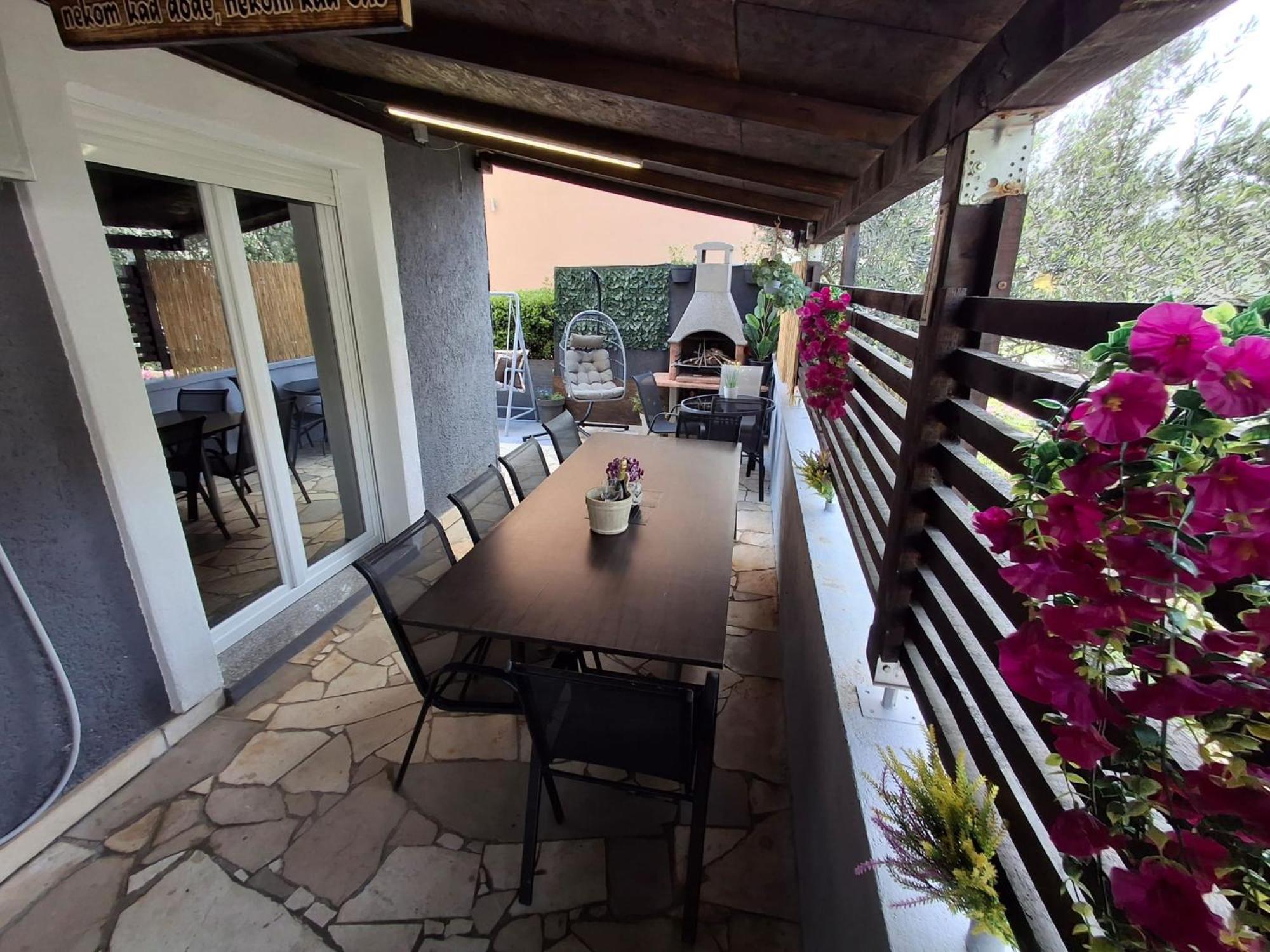 Apartment L&L Σίμπενικ Εξωτερικό φωτογραφία